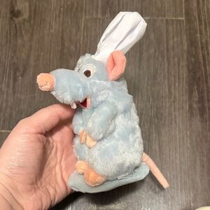 Disney World Plush Remy Shoulder Magnet